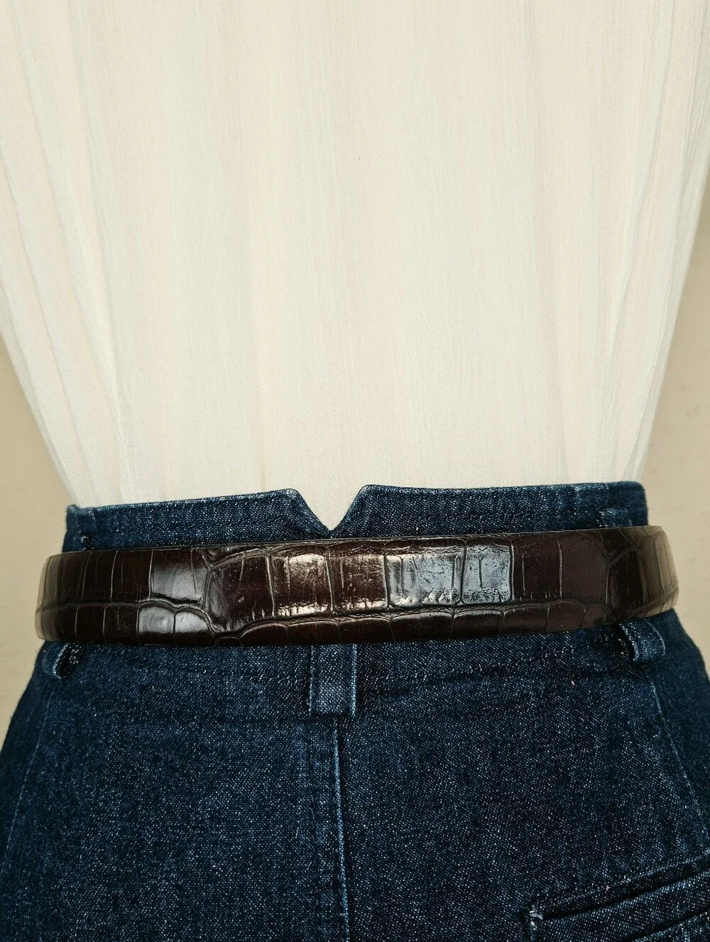 Ellen Tracy Italian Leather Croc Embossed Belt Brown Gold Slide Buckle S